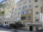 İcarəyə verilir 3 otaqlı 80 m2 köhnə tikili Əmircan