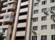 Satılır 3 otaqlı 134 m2 yeni tikili 2 mkr