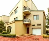 Satılır 7 otaqlı 381 m2 villa Şıxov