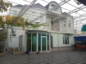 Satılır 9 otaqlı 390 m2 villa Xaçmaz