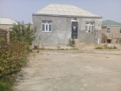 Satılır 3 otaqlı 90 m2 həyət evi Binə