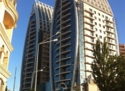 İcarəyə verilir 4 otaqlı 220 m2 yeni tikili Elmlər Akademiyası m.