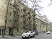 İcarəyə verilir 3 otaqlı 75 m2 köhnə tikili Dənizkənarı Milli park