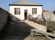 Satılır 4 otaqlı 300 m2 həyət evi Binə