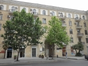 İcarəyə verilir 3 otaqlı 100 m2 obyekt 28 May m.