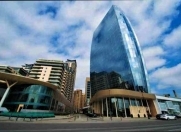 İcarəyə verilir 3 otaqlı 117 m2 yeni tikili 28 May m.