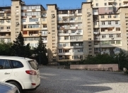 Satılır 4 otaqlı 92 m2 köhnə tikili Heydər Məscidi