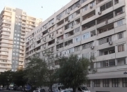 Satılır 3 otaqlı 100 m2 köhnə tikili Gənclik m.