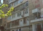 Satılır 4 otaqlı 120 m2 köhnə tikili İnşaatçılar m.