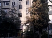 Satılır 1 otaqlı 33 m2 köhnə tikili Memar Əcəmi m.