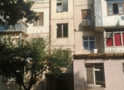 Satılır 2 otaqlı 50 m2 köhnə tikili 8 km