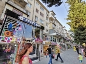 Satılır 3 otaqlı 70 m2 köhnə tikili Memar Əcəmi m.