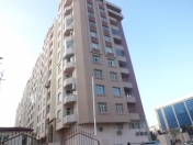 Satılır 3 otaqlı 67 m2 köhnə tikili Gənclik m.