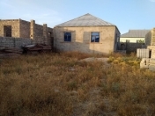 Satılır 3 otaqlı 100 m2 həyət evi Binə
