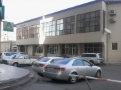 İcarəyə verilir 10 otaqlı 700 m2 obyekt Şah İsmayıl Xətai m.