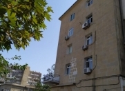 Satılır 1 otaqlı 37 m2 köhnə tikili Crystal Plaza