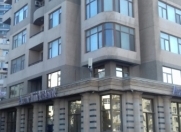 Satılır 3 otaqlı 130 m2 yeni tikili İnşaatçılar m.