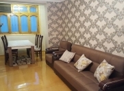 İcarəyə verilir 3 otaqlı 90 m2 köhnə tikili Gənclik m.