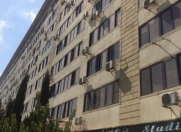 Satılır 4 otaqlı 105 m2 köhnə tikili Xalqlar Dostluğu m.