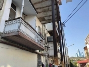 Satılır 2 otaqlı 43 m2 köhnə tikili Səbail r.