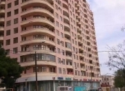 Satılır 3 otaqlı 171 m2 yeni tikili 28 May m.