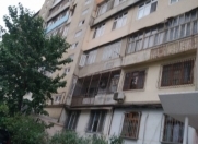Satılır 4 otaqlı 110 m2 köhnə tikili 9 mkr
