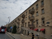 Satılır 3 otaqlı 210 m2 obyekt Elmlər Akademiyası m.