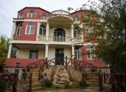 Satılır 10 otaqlı 900 m2 villa Novxanı