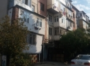 Satılır 3 otaqlı 50 m2 köhnə tikili 4 mkr