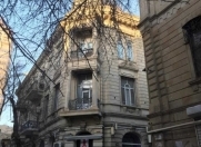 İcarəyə verilir 4 otaqlı 100 m2 köhnə tikili Tarqovu