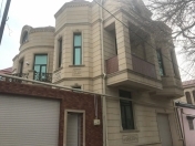 İcarəyə verilir 6 otaqlı 700 m2 obyekt Azadlıq prospekti m.