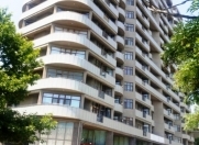 Satılır 3 otaqlı 134 m2 yeni tikili 28 May m.