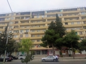 Satılır 4 otaqlı 100 m2 köhnə tikili Bakıxanov