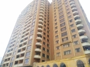 Satılır 4 otaqlı 185 m2 yeni tikili 28 May m.