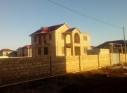 Satılır 6 otaqlı 200 m2 həyət evi Ələt