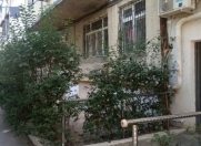 Satılır 1 otaqlı 35 m2 köhnə tikili 3 mkr