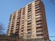 İcarəyə verilir 2 otaqlı 45 m2 obyekt 28 May m.