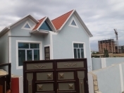 Satılır 3 otaqlı 90 m2 həyət evi Saray