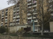 Satılır 2 otaqlı 75 m2 köhnə tikili Sevinc k/t