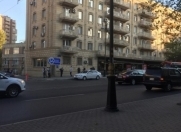 Satılır 2 otaqlı 60 m2 köhnə tikili Dövlət Statistika Komitəsi