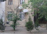 Satılır 1 otaqlı 38 m2 köhnə tikili Qara Qarayev m.