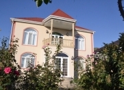 Satılır 6 otaqlı 210 m2 yeni tikili Şəki