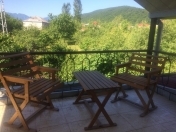 İcarəyə verilir 4 otaqlı 17000 m2 villa Quba