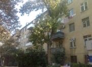 Satılır 4 otaqlı 135 m2 köhnə tikili 28 May m.