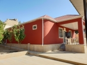 Satılır 5 otaqlı 160 m2 bağ evi Novxanı