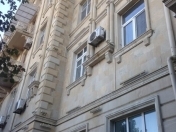 Satılır 5 otaqlı 120 m2 köhnə tikili Sahil m.