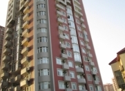 İcarəyə verilir 4 otaqlı 170 m2 yeni tikili Şah İsmayıl Xətai m.