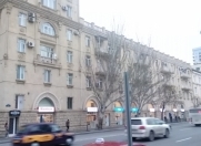 İcarəyə verilir 3 otaqlı 75 m2 köhnə tikili Səməd Vurğun parkı