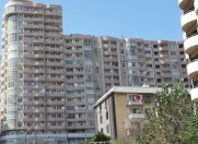 Satılır 3 otaqlı 130 m2 yeni tikili Elmlər Akademiyası m.
