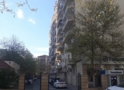 Satılır 4 otaqlı 154 m2 yeni tikili 8 mkr